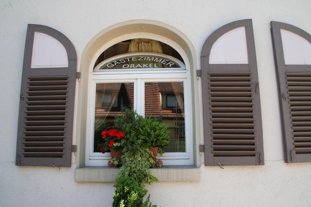 Hotel Restaurant Orakel à Oberstenfeld Extérieur photo